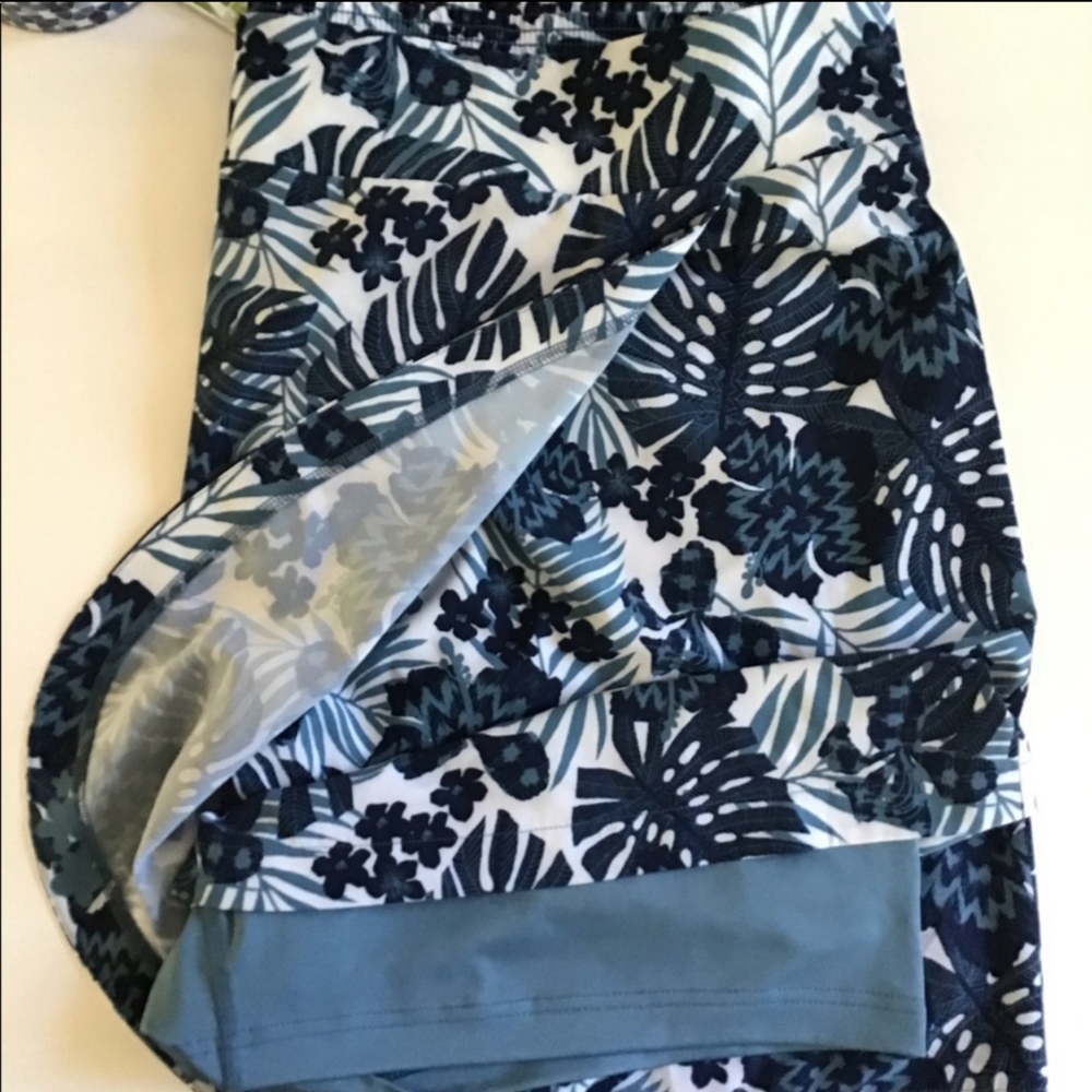 Plus size Hawaiian print skort